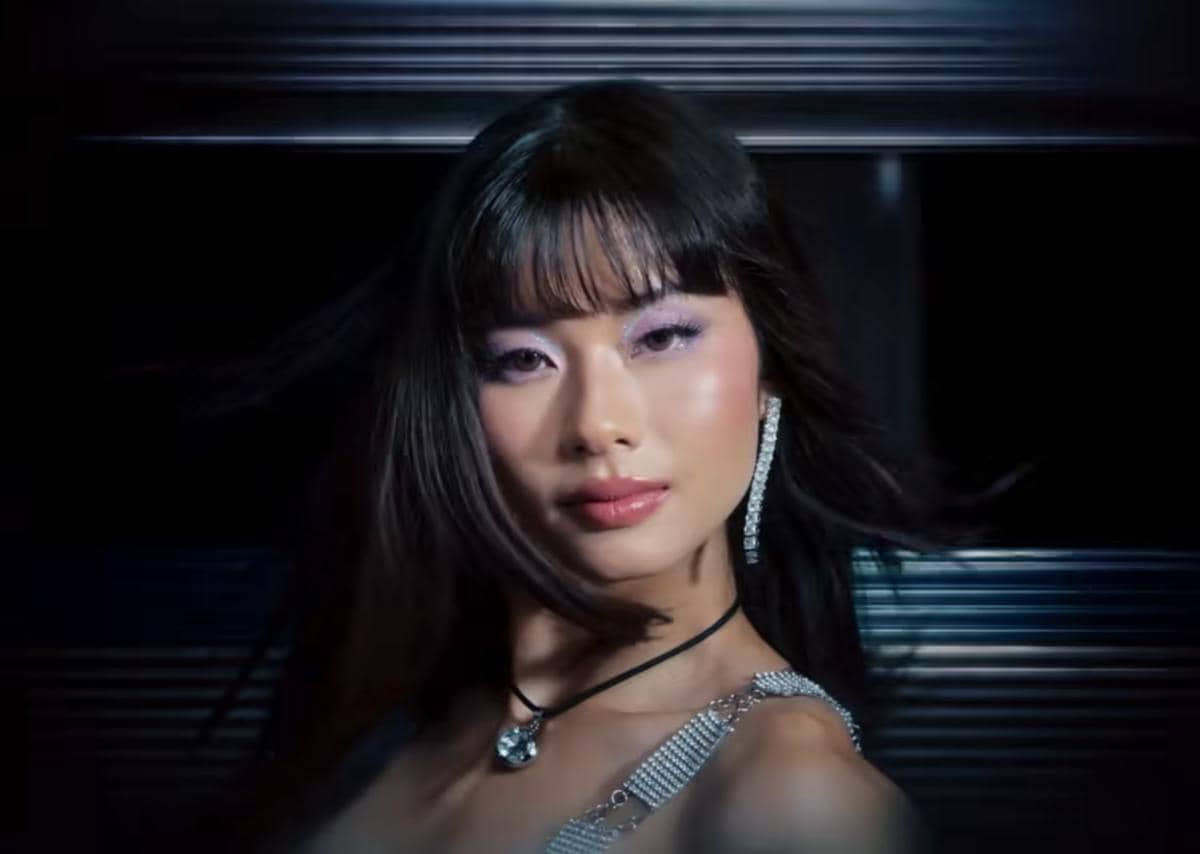 Gaya Makeup No Na di MV Honk, Jadi Inspirasi untuk Re-create