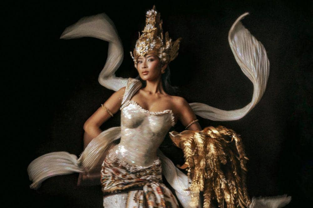 Agnes Rahajeng sebagai Dewi Sri
