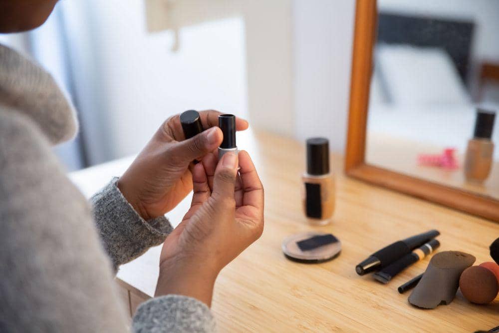 Perbedaan Primer dan Foundation