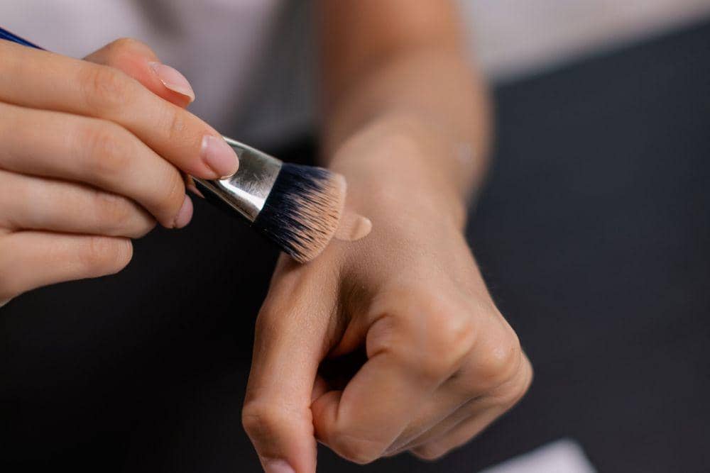 Perbedaan Primer dan Foundation