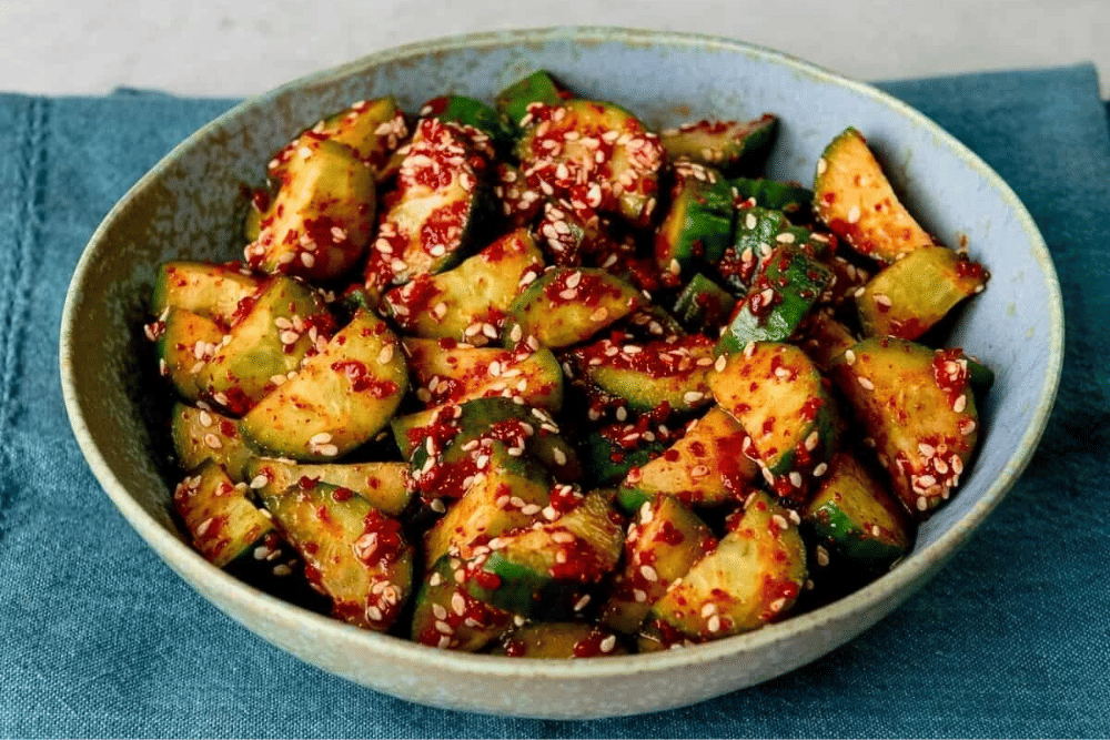 Resep Spicy Cucumber Salad yang Segar, Pedas, dan Bikin Nagih