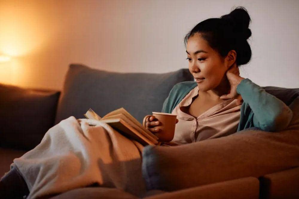 7 Kebiasaan Malam Hari yang Bisa Bikin Usus Lebih Sehat