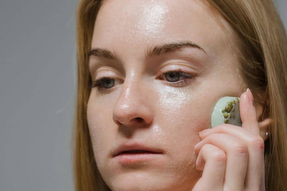 Tanda Moisturizer Tidak Cocok di Wajah