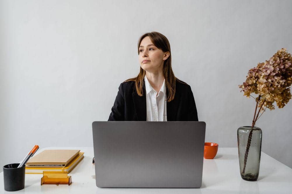 Resign Tanpa Backup Plan, Ini Pro dan Kontranya!