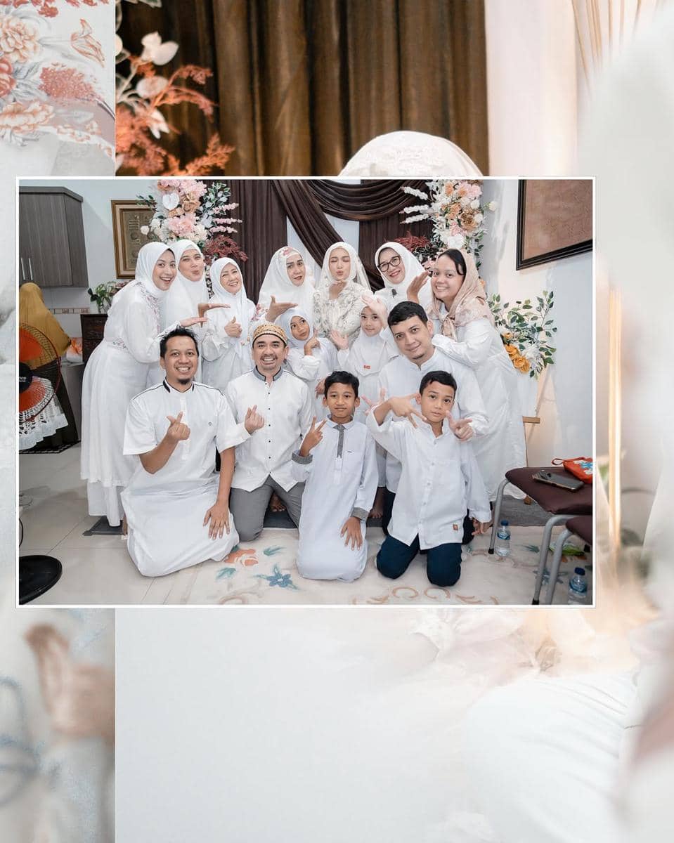 Potret Pengajian Dea Annisa Jelang Pernikahan