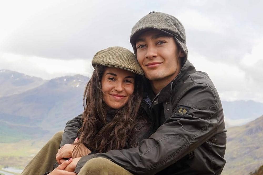 Kisah Cinta George Russell dan Carmen Mundt
