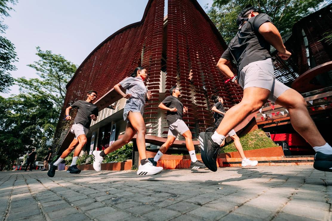 adidas Hyperboost Jadi Pilihan Baru Pelari yang Lebih Nyaman dan Ringan