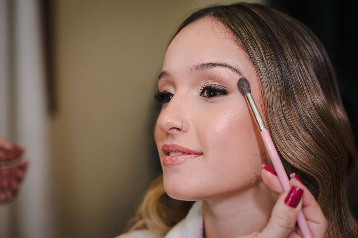 Smudged Liner vs Clean Liner: Dua Arah Tren Eye Makeup yang Sama-Sama Populer