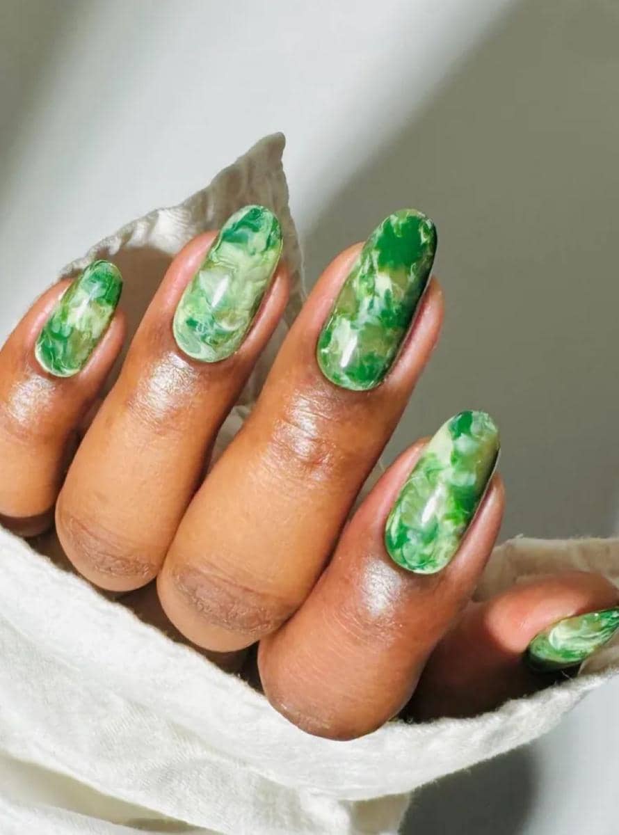 Inspirasi Nail Art Warna Matcha Green