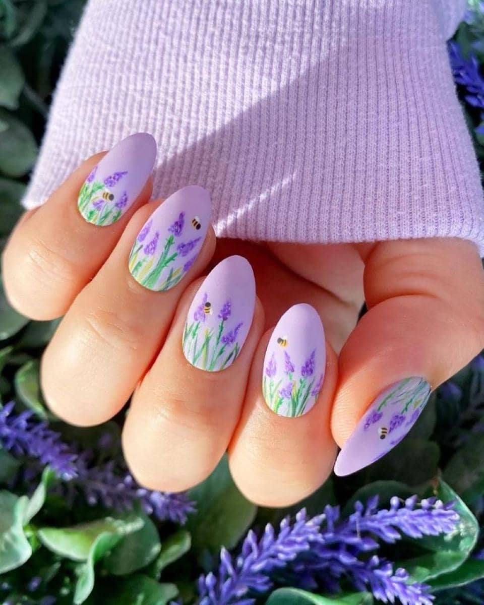 Inspirasi Nail Art Warna Lavender