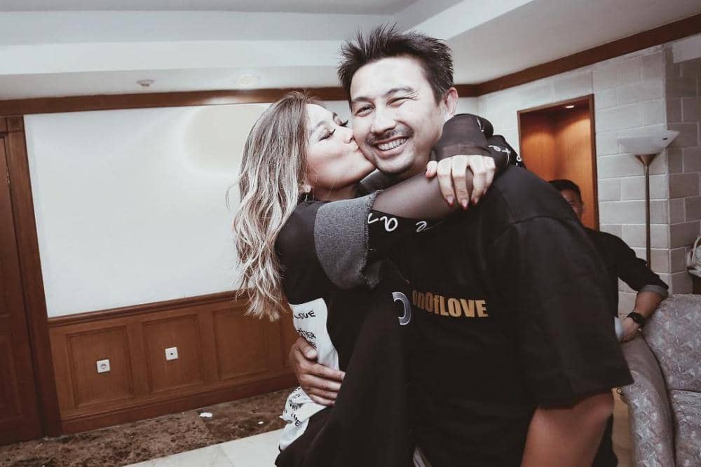 Fakta Keluarga Agnez Mo