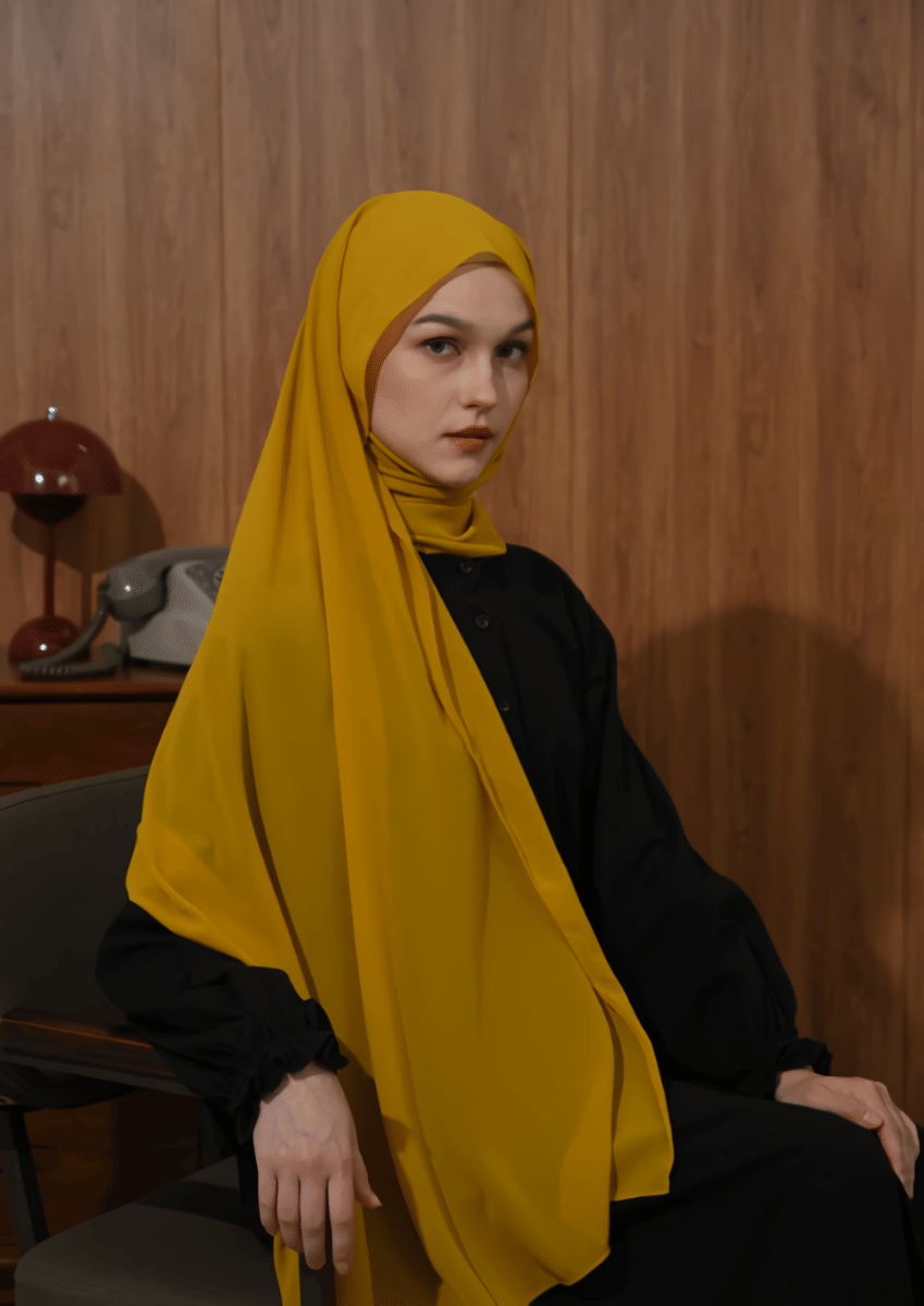 Hijab Mustard dan Hitam