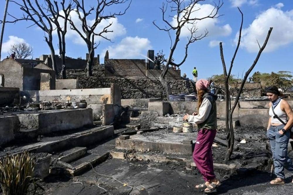 Kebakaran Desa Adat Sade
