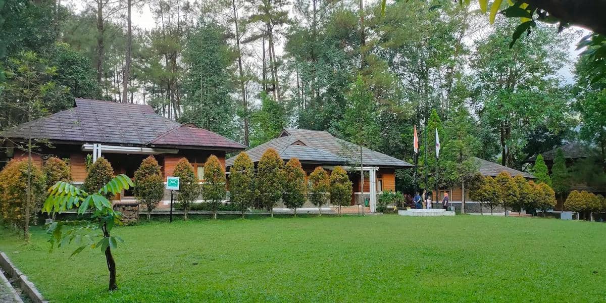 tempat camping di Sentul