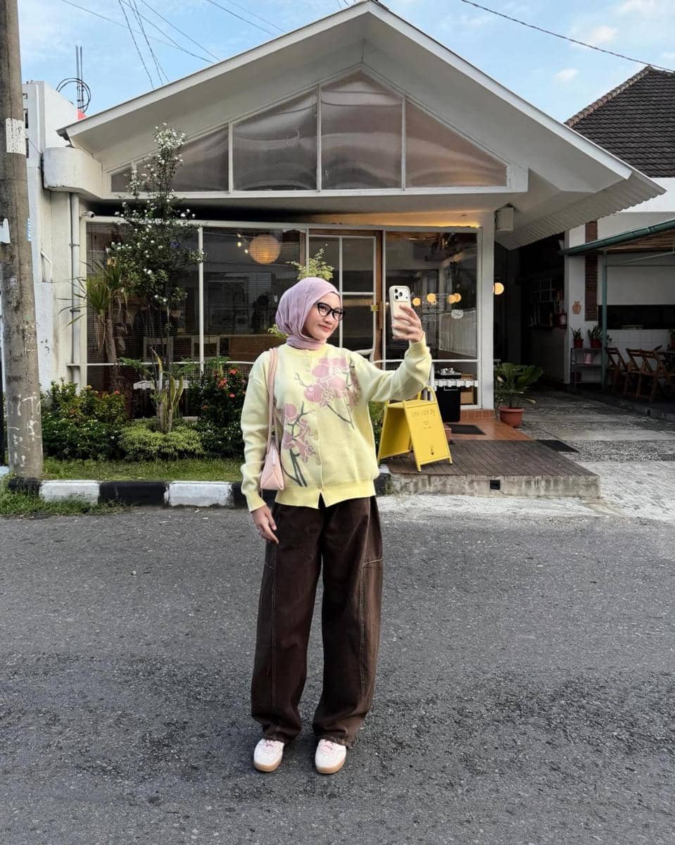 warna cokelat cocok dengan warna apa