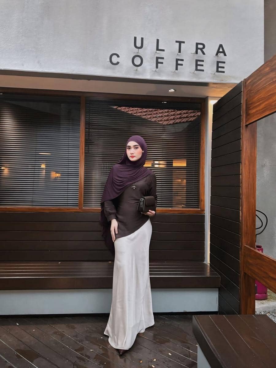 warna cokelat cocok dengan warna apa