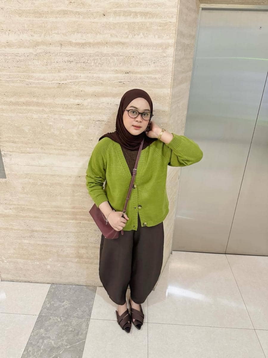 warna cokelat cocok dengan warna apa