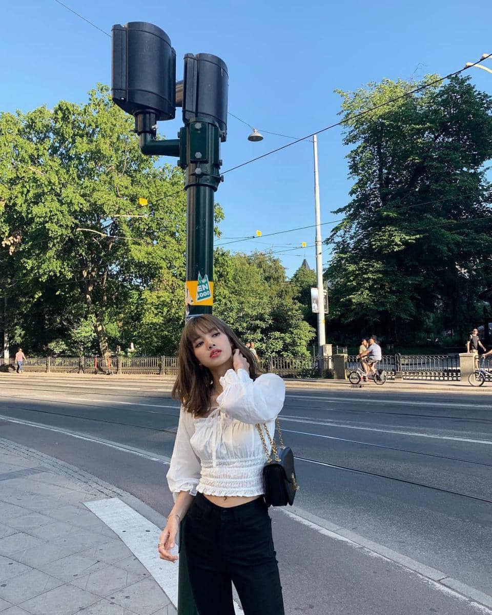 outfit konser pakai crop top