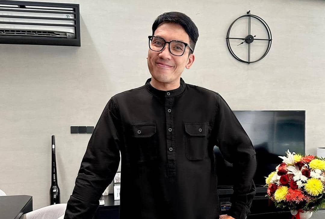 Profil Desta Mahendra