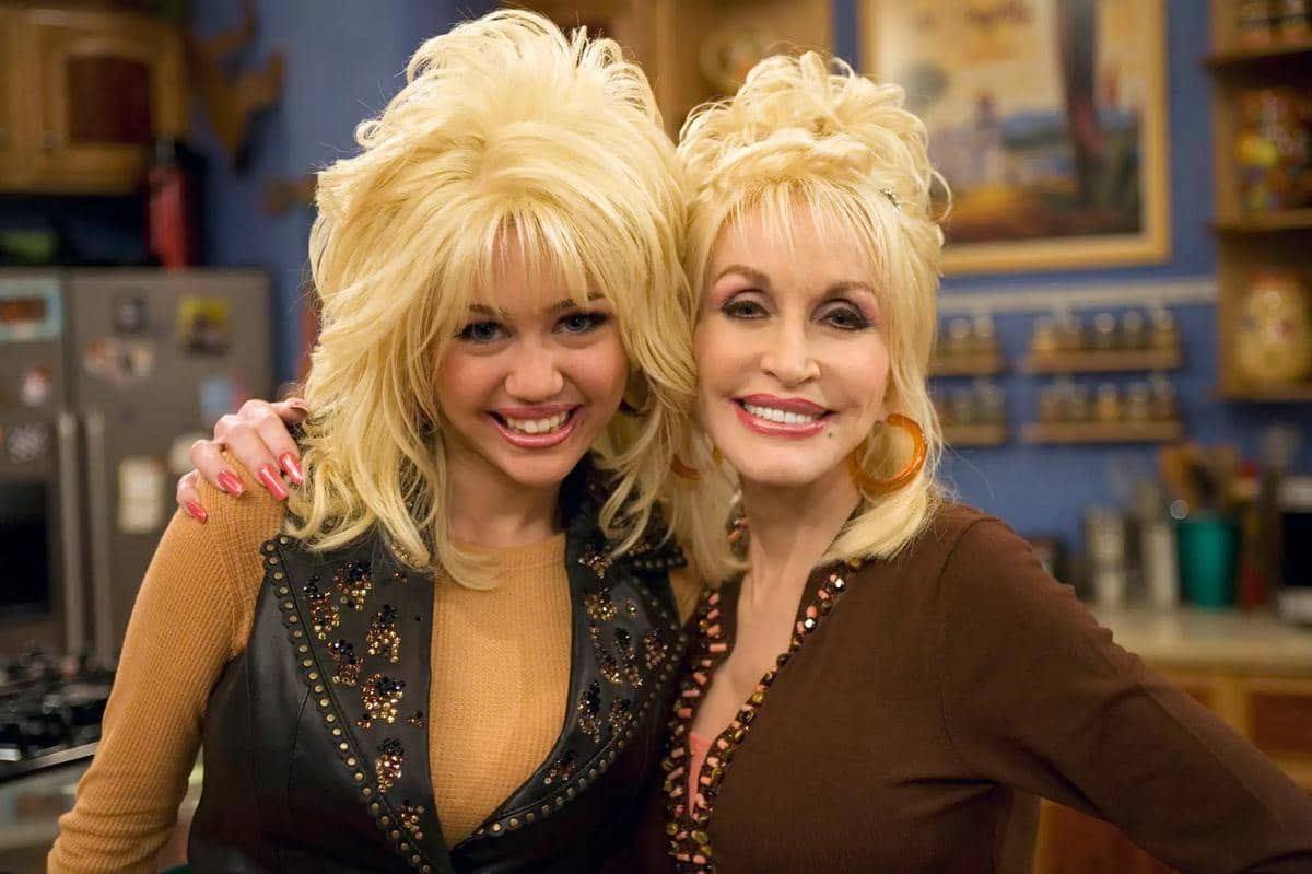 Miley Cyrus dan Dolly Parton