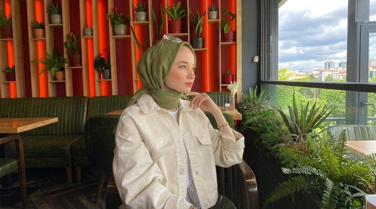 hijab olive cocok dengan baju warna apa