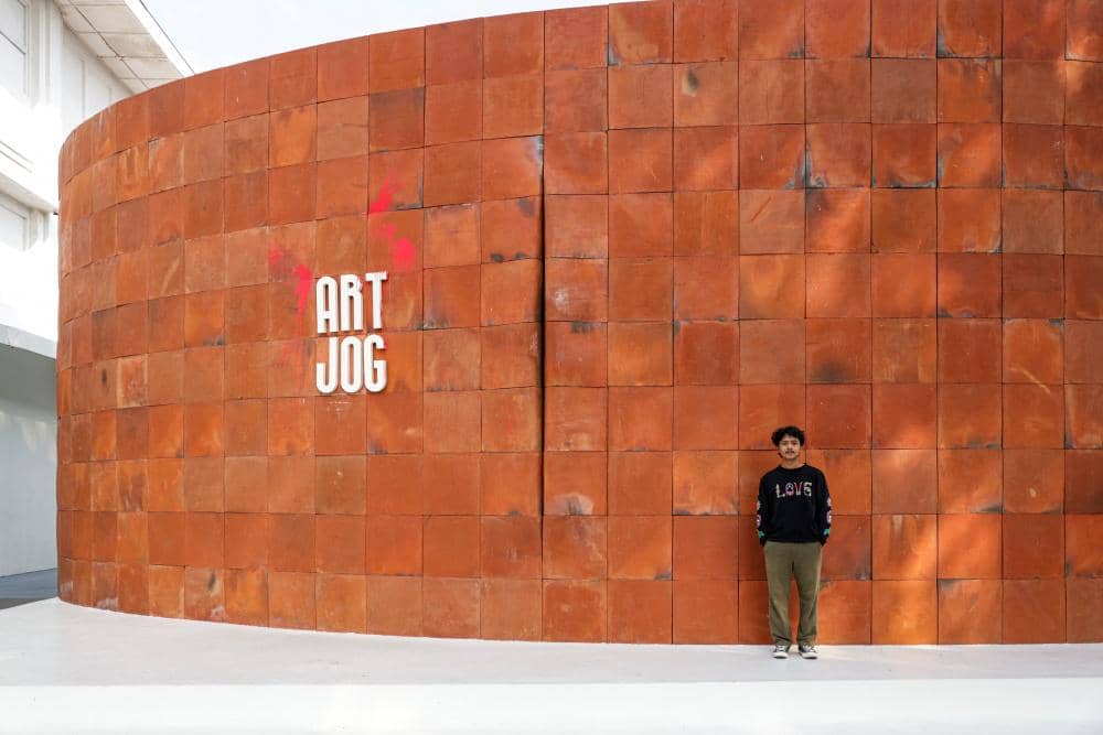 ARTJOG 2026 - Vulnera_ The Scar of Intergenerational Wound - Roby Dwi Antono - Photographer Sito Adhi.JPG