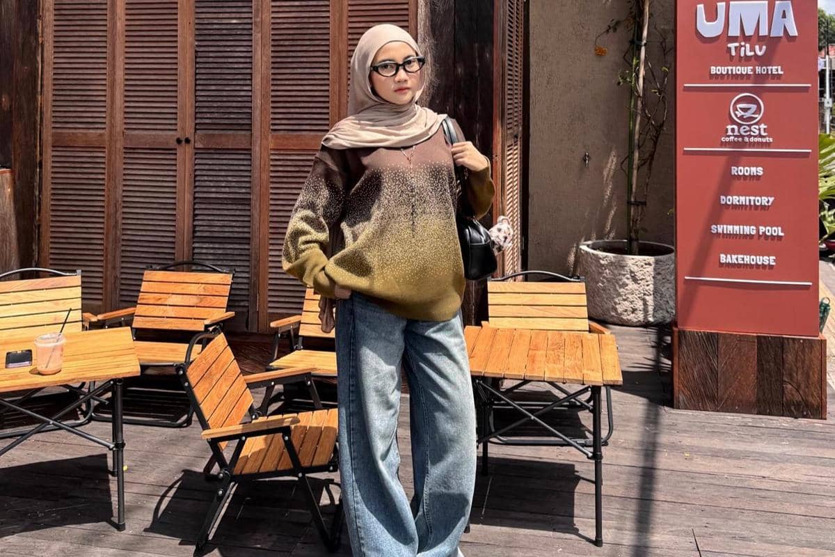 7 Outfit Konser Anti Gerah a la Khaila Dian, Simpel dan Kasual