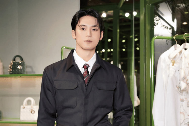 Dari Seoul ke Jakarta, Mingyu 'SEVENTEEN' Tampil Kece di Acara Dior