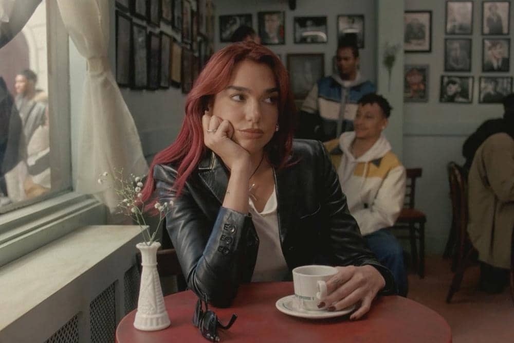 Lirik dan Makna Lagu “Training Season” Dua Lipa, Manifestasi Jodoh?