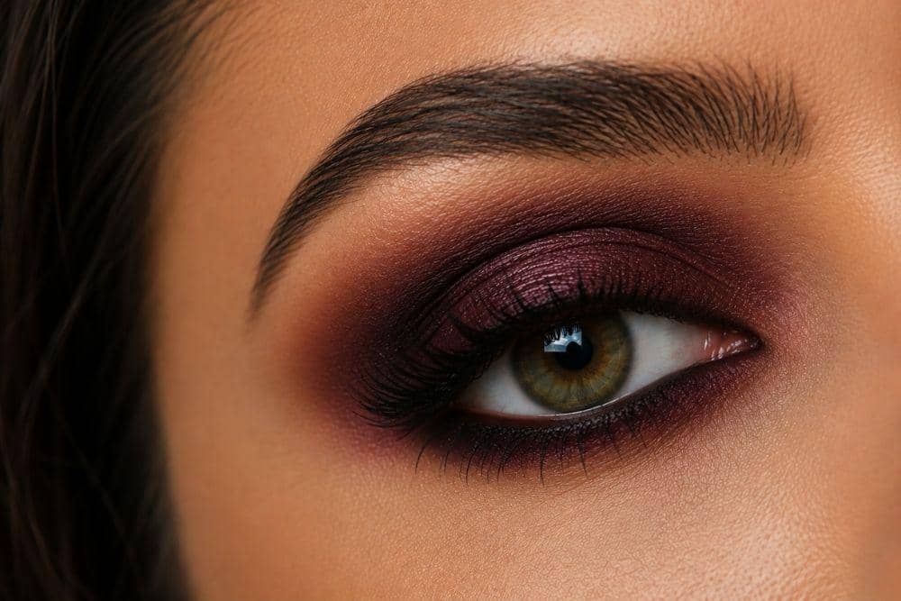 Warna eyeshadow yang cocok untuk kulit olive