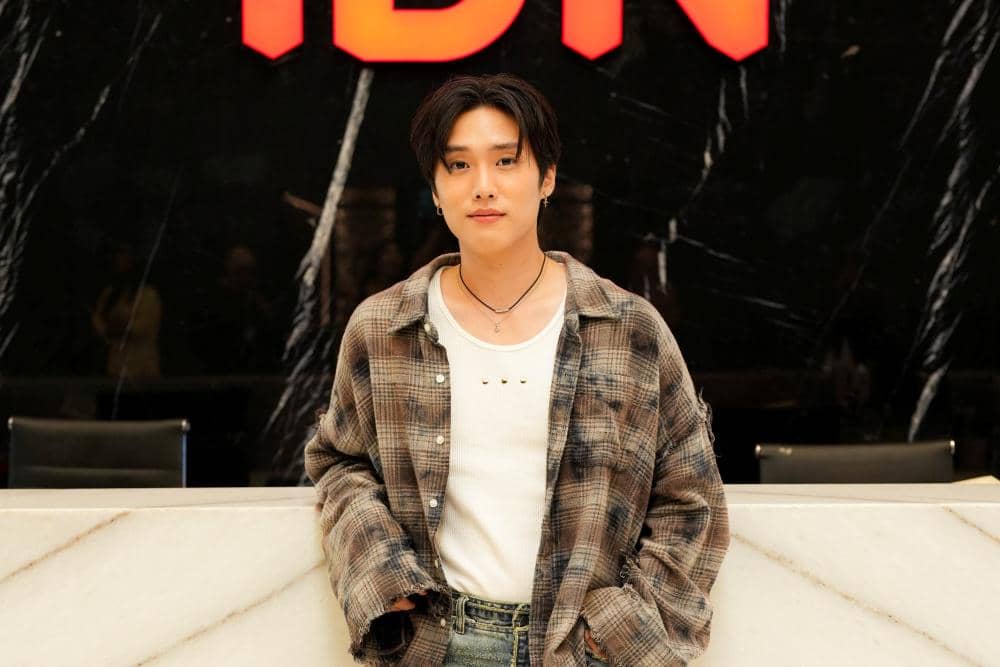 Menyelami Cinta dan Imajinasi di Balik 'j.', Album Solo Perdana JACOB 'THE BOYZ'