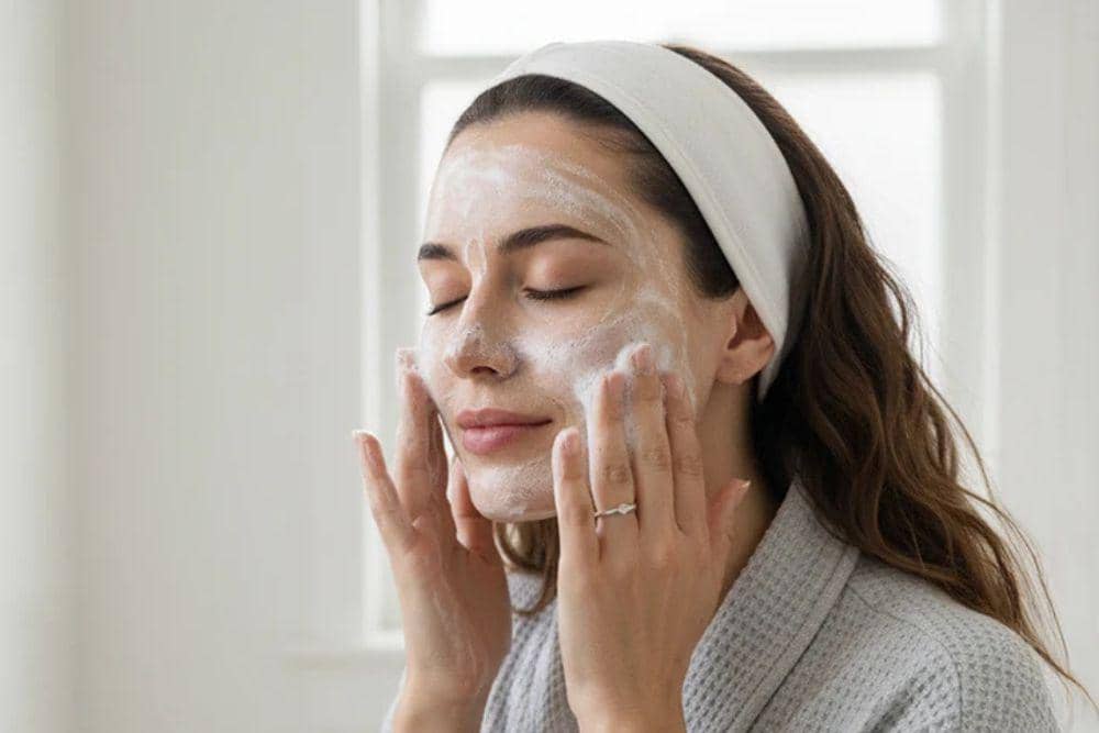 Cara Double Cleansing Untuk Kulit Berminyak dan Kusam