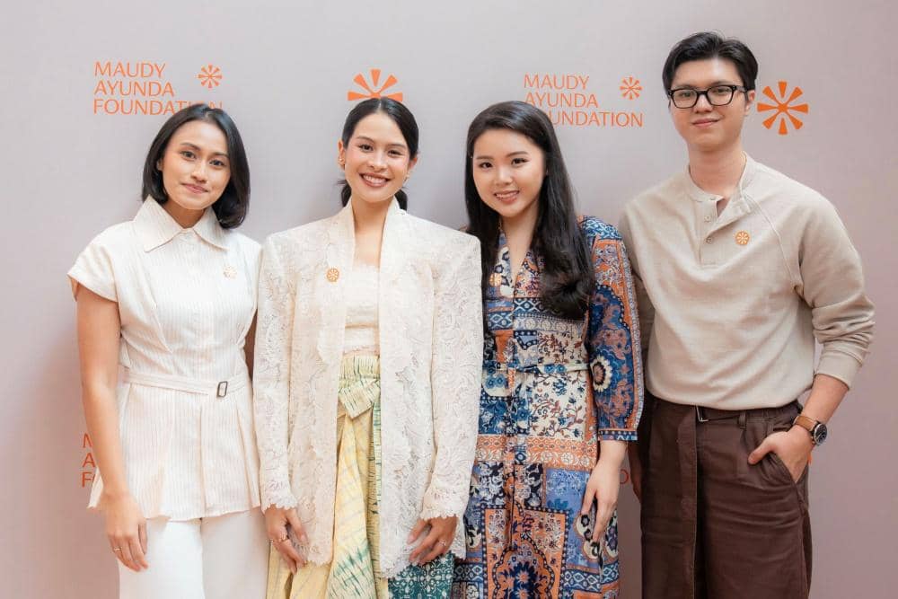 [Ki-Ka] Sasya Natashanti - Program Manager , Maudy Ayunda - Founder Maudy Ayunda Foundation, Carys Mihardja - MAF Impact Leader, Gaizzka Metsu Wilsena - MAF Impact Leader.jpg