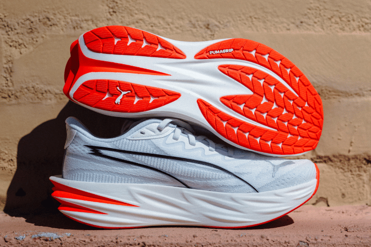 PUMA Deviate Pure NITRO™, Sepatu Lari Ringan untuk Berbagai Aktivitas