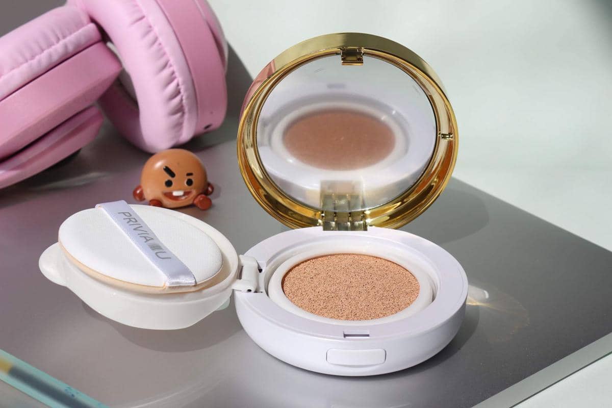 ilustrasi makeup cushion