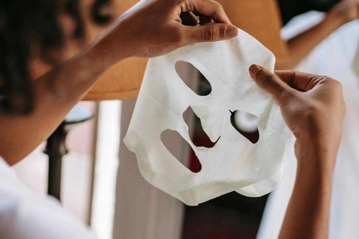 Skincare "SOS" Wajib Punya Saat Kualitas Udara Memburuk