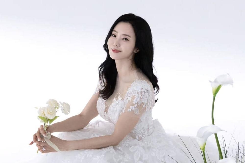 5 Fakta Pernikahan Ban Min Jung, Menikah di Usia 46 Tahun