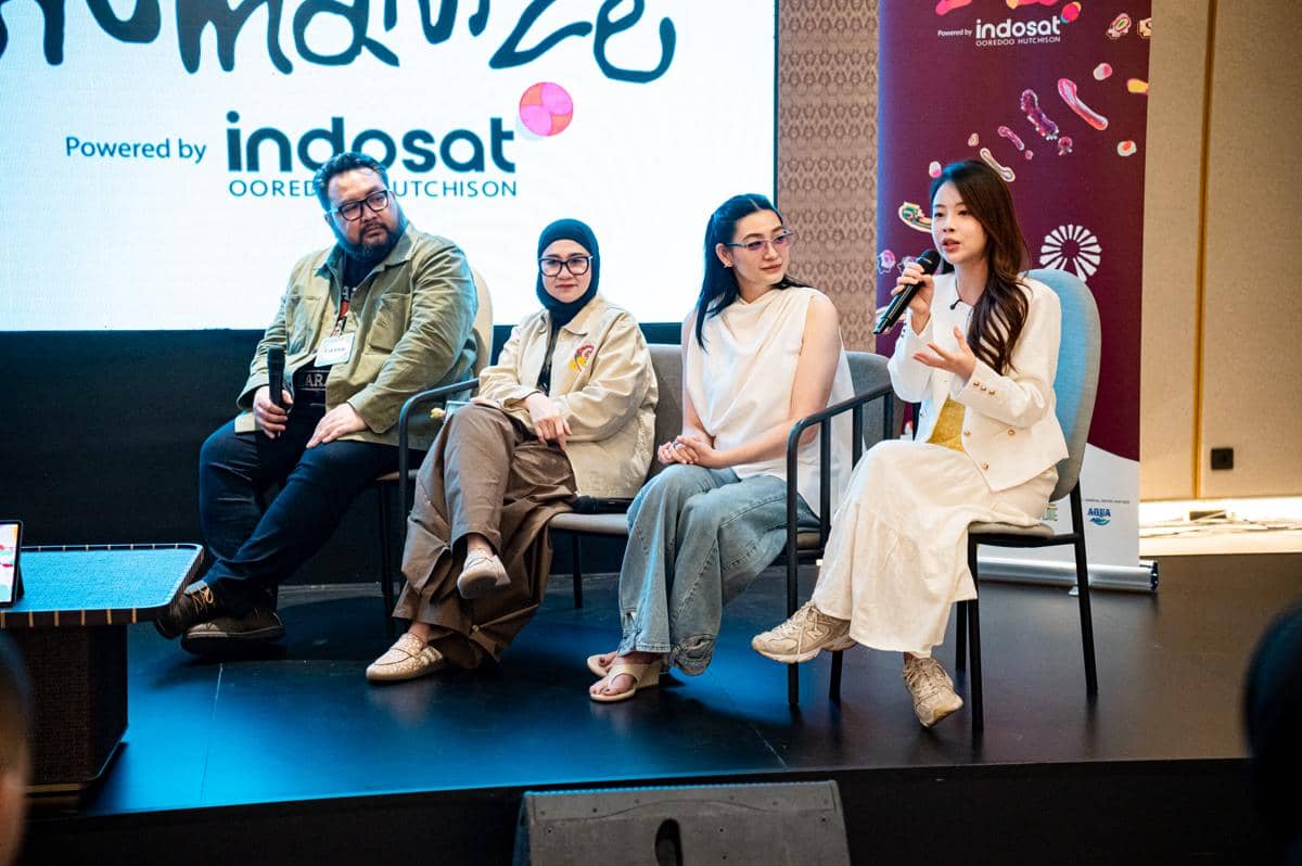 [Ki-Ka] Firdza Radiany - Content Lead and Braintrust of IdeaFest, Olivia Febrina, Festival Director of IdeaFest, Patricia Davina, Collect Con Partner Representative, Verren Ornela, ESCAPE Representative.jpg