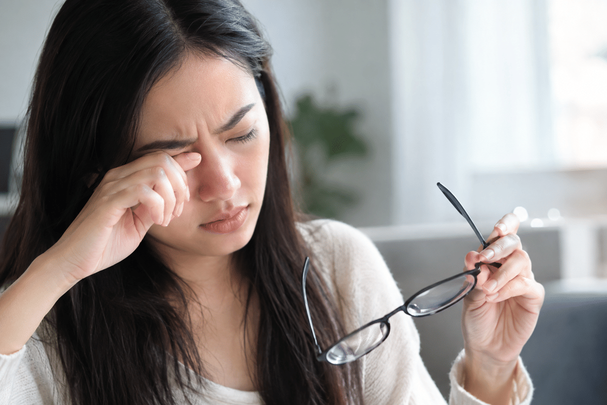 Bahaya Softlens Kedaluwarsa
