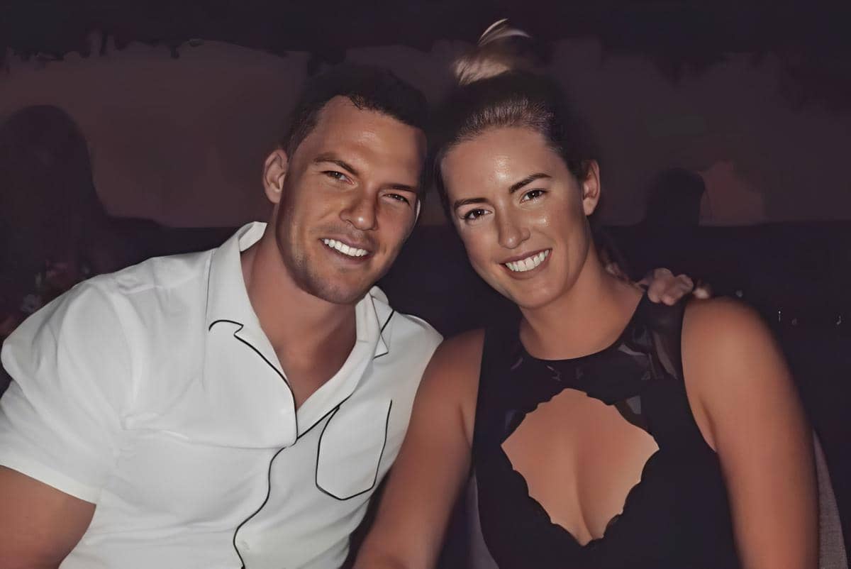 Alan Ritchson dan Istri Berpisah