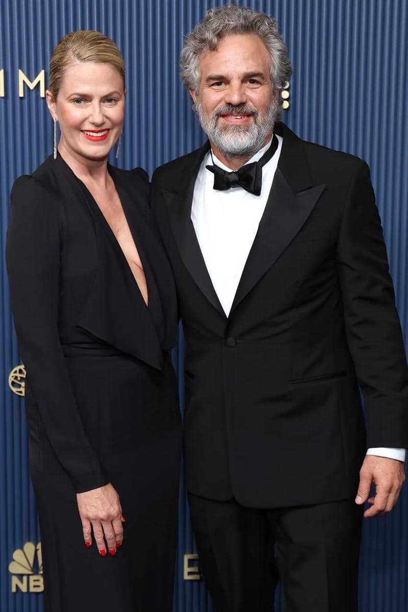 Sunrise-Coigney-and-Mark-Ruffalo-emmys-091426-c8b33f6f509b4959b3e2ba88048f788f.jpg