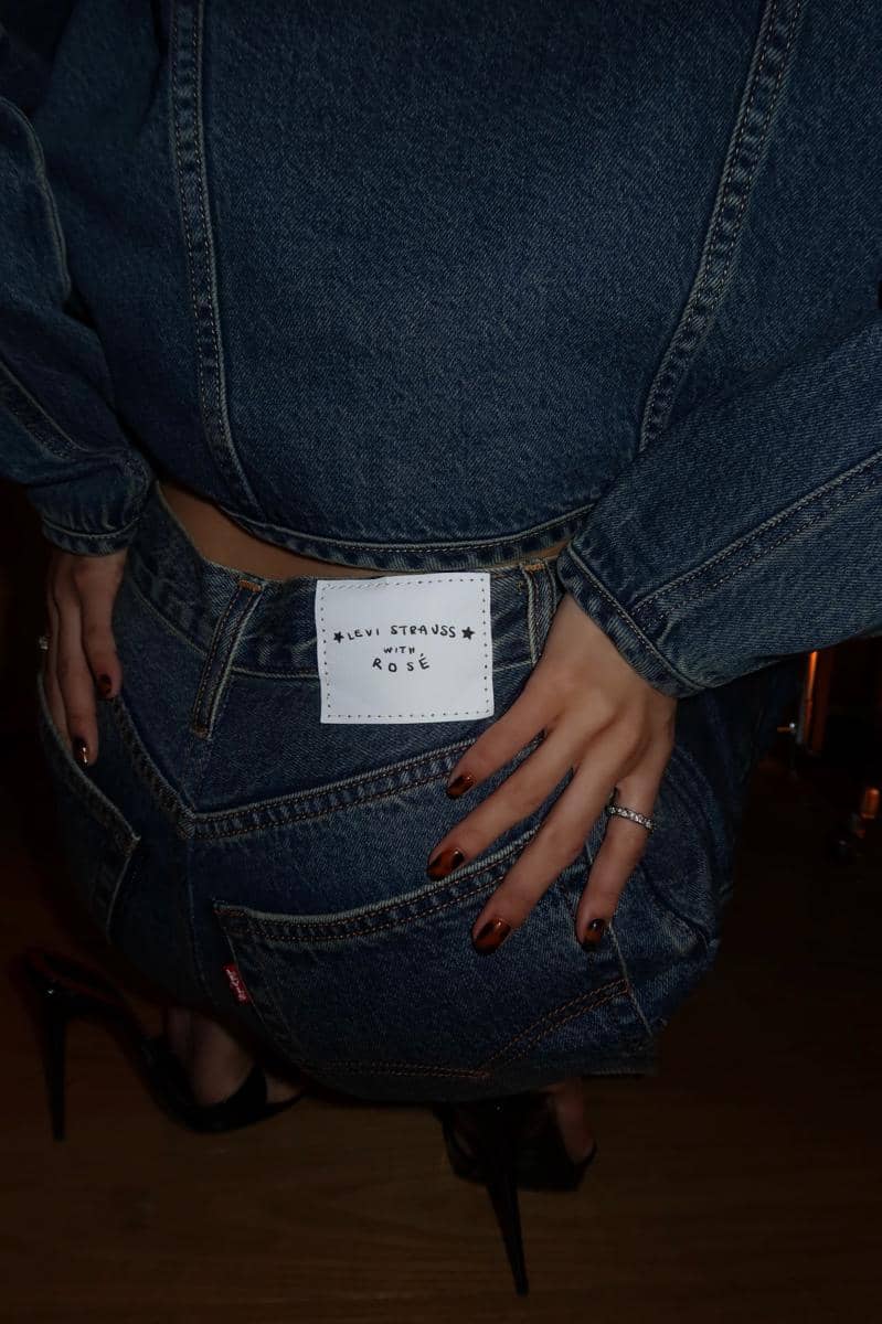 H226_LEVIS_ROSE_TOKYO_3.JPG