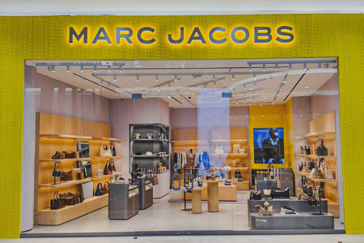 Marc Jacobs Bawa Gaya Bold dan Playful ke Store Baru di Senayan City