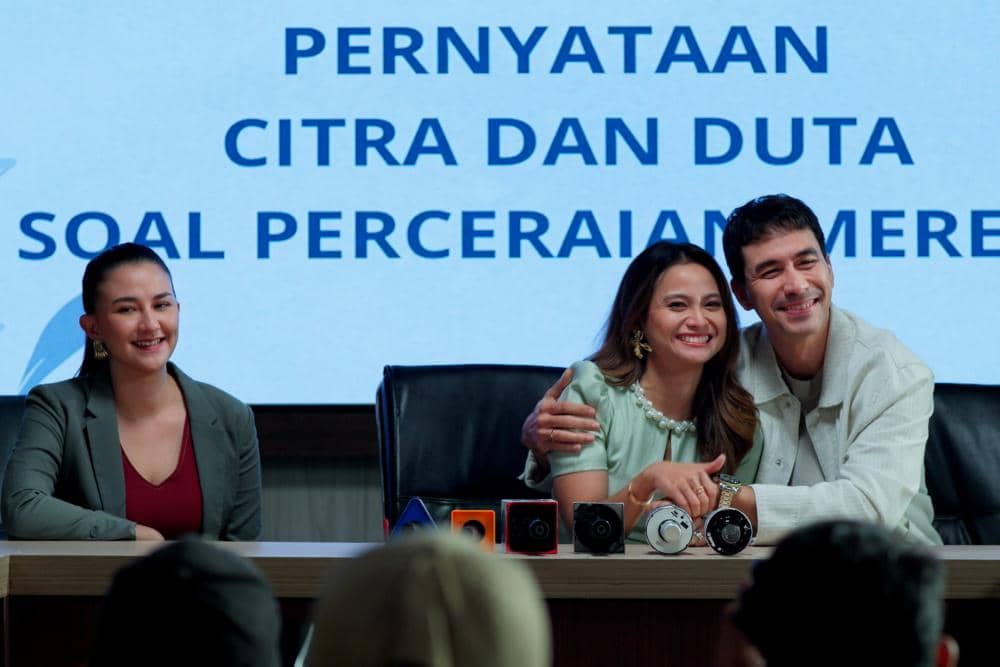 03 iQIYI - Dalam Suka dan Dusta .jpg