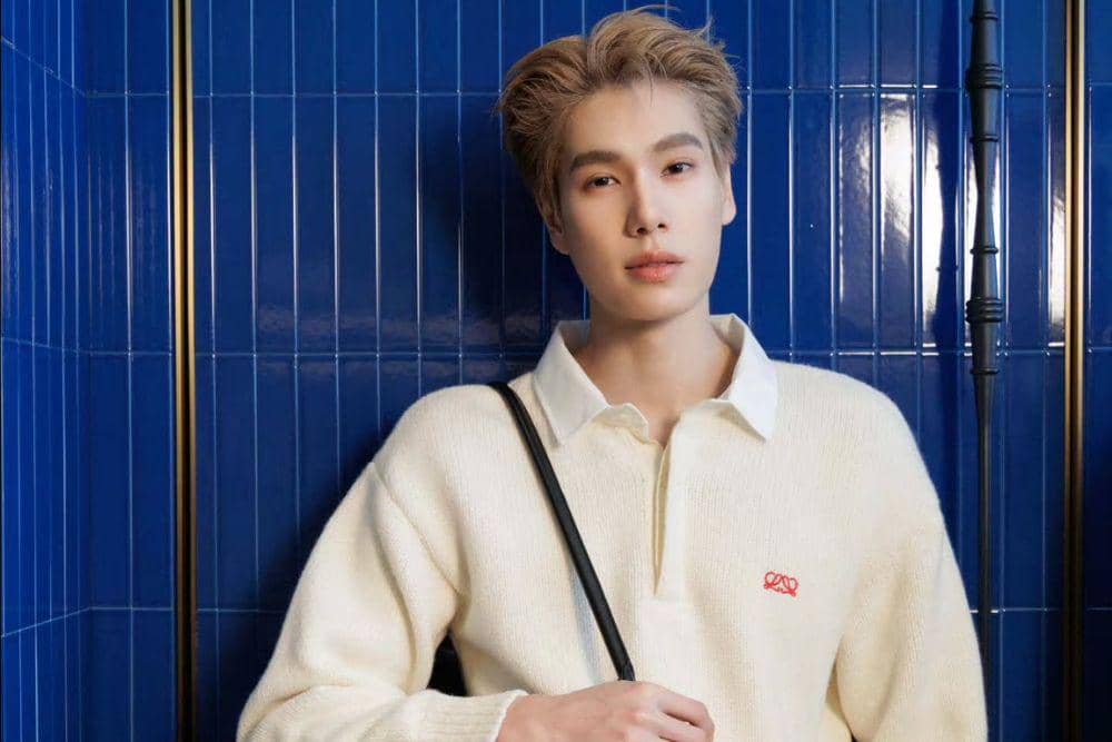 Phuwin Tangsakyuen Resmi Jadi Brand Ambassador LOEWE