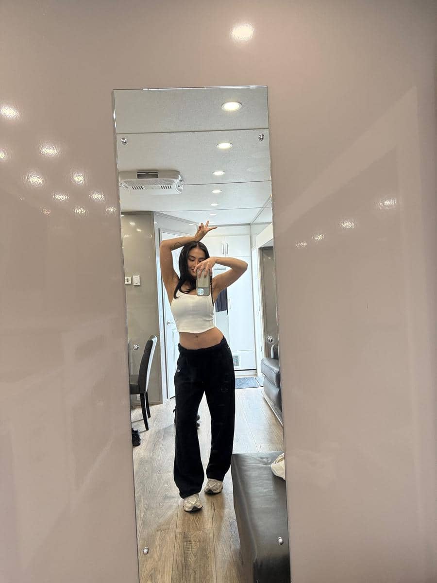 outfit konser pakai tank top