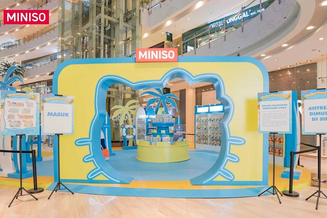 Pop-Up MINISO x Sanrio