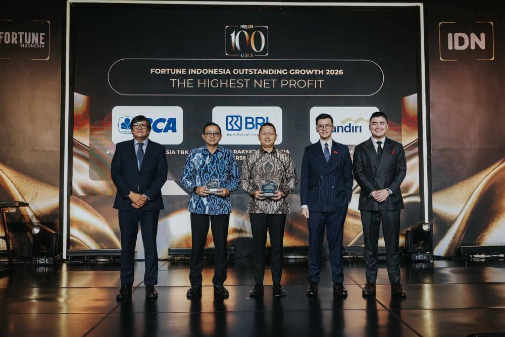 Penerima Penghargaan Fortune Indonesia 100 di bidang Basic Materials.jpg