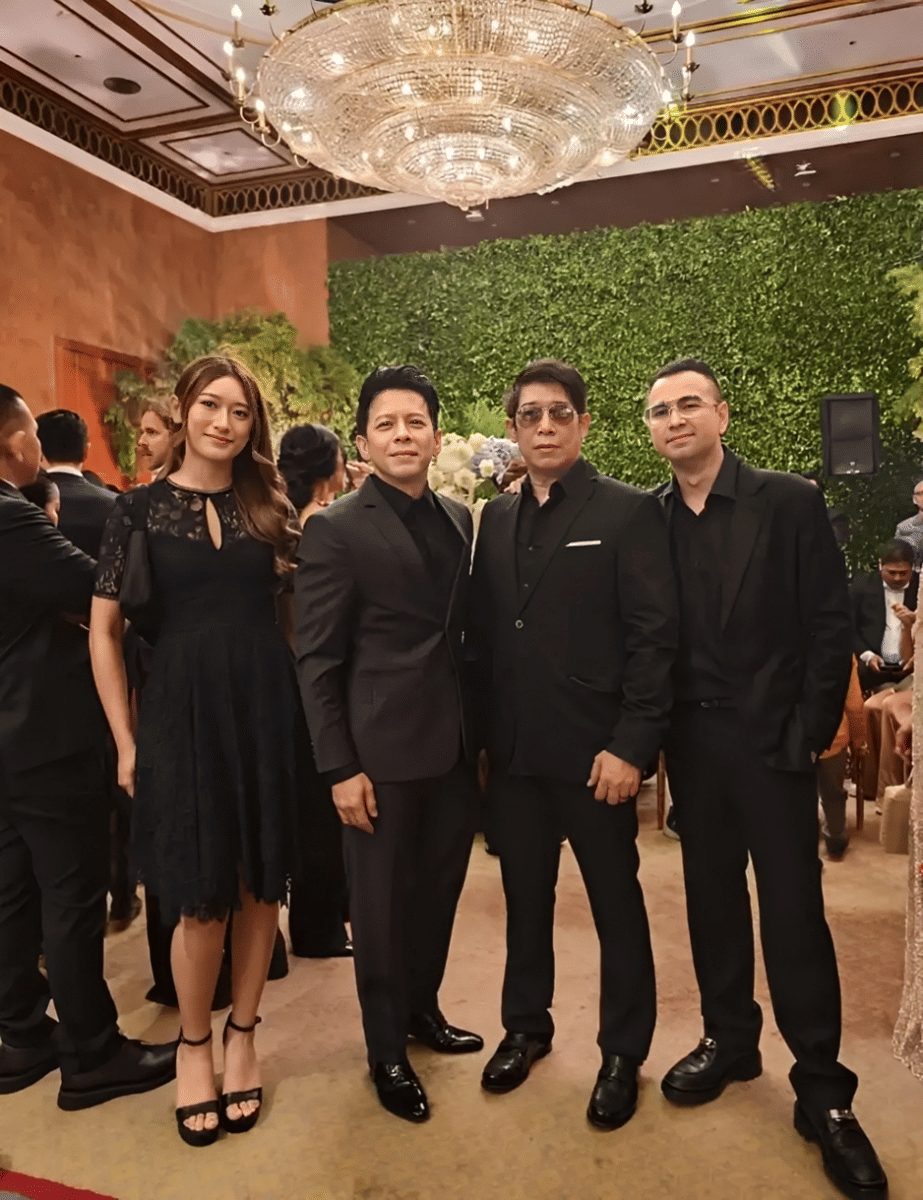 Tamu Artis di Resepsi Andre Taulany dan Amanda