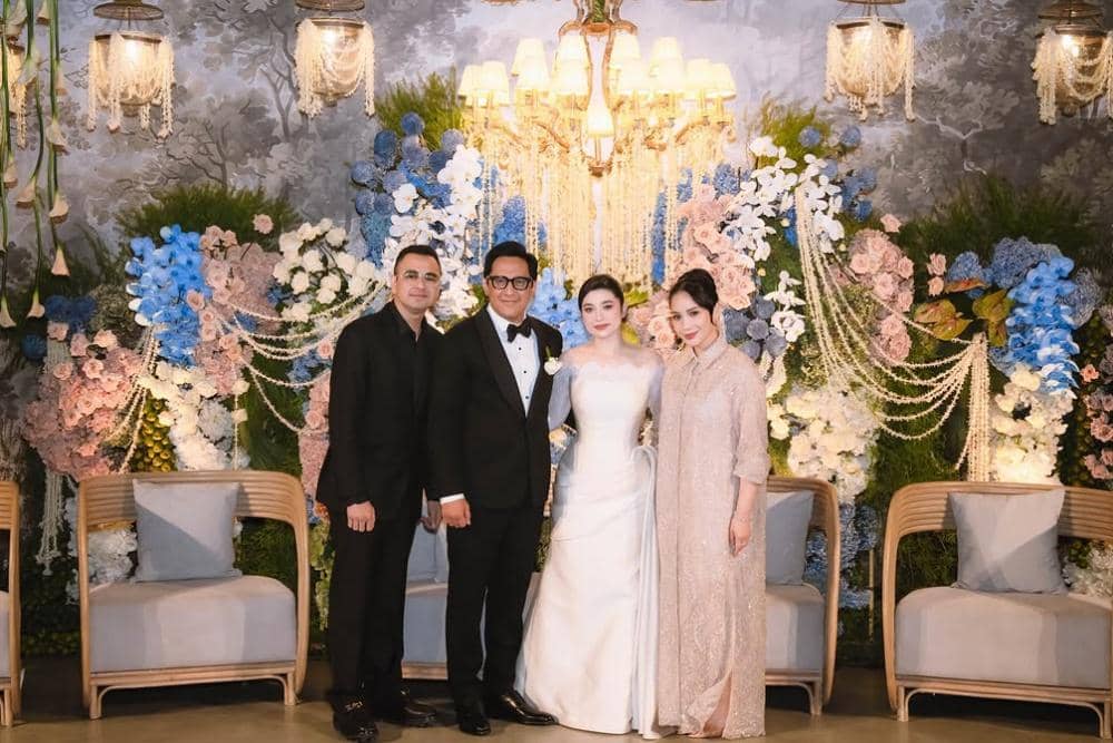 Tamu Artis di Resepsi Andre Taulany dan Amanda